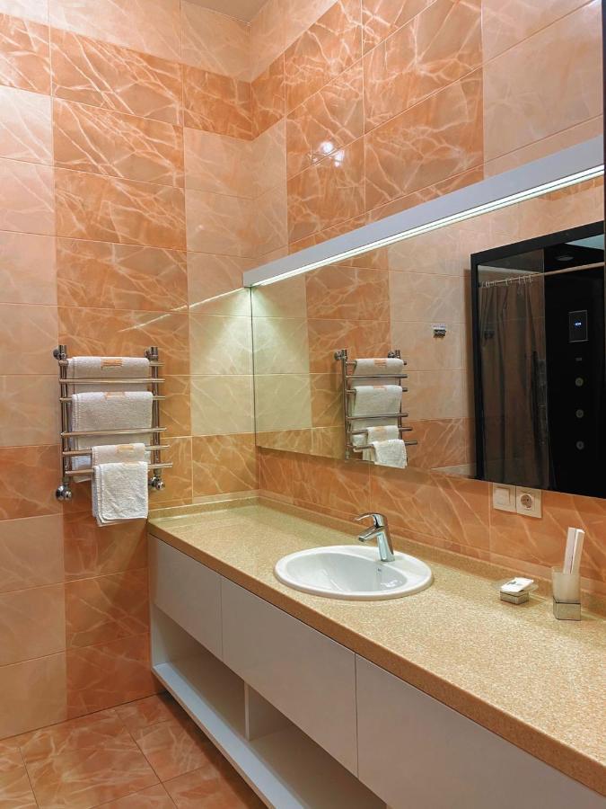 Myline Relax Complex Hotel Астана Екстериор снимка